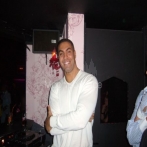 Dj mot